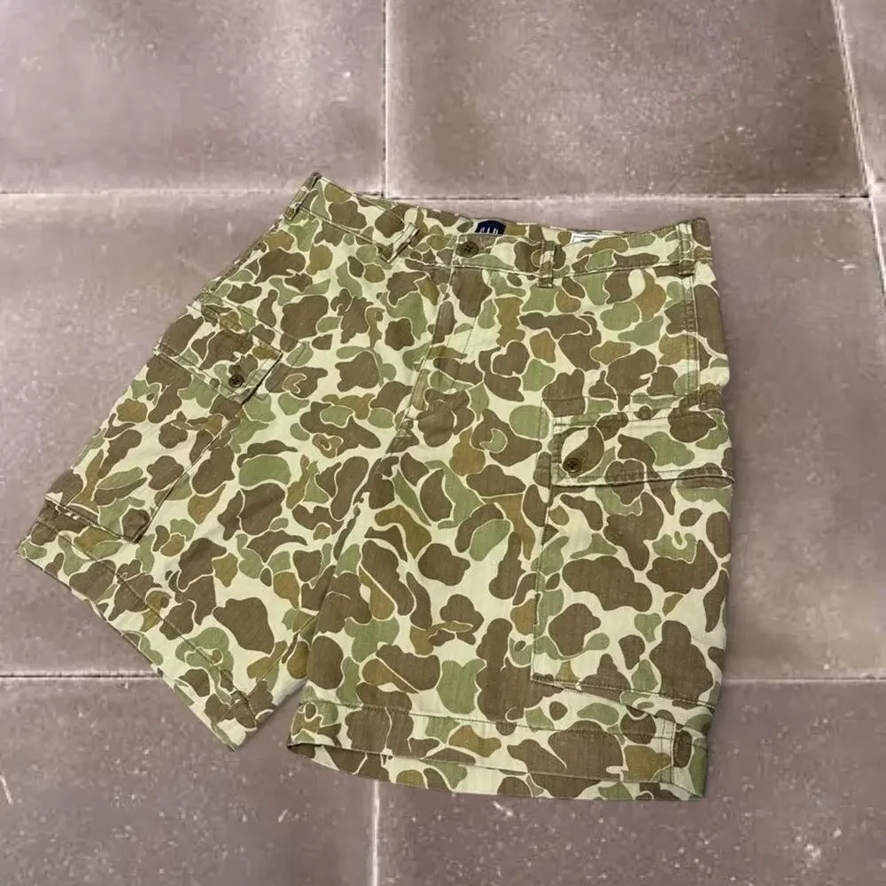 Vintage gap camouflage cargo shorts